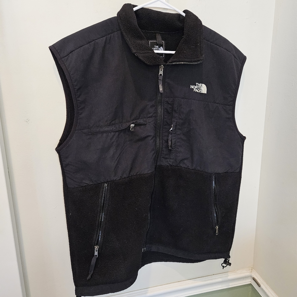 Men's North Face Sleeveless Size Large
